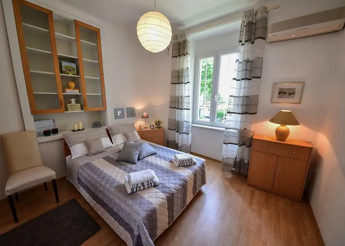 Apartment Viola